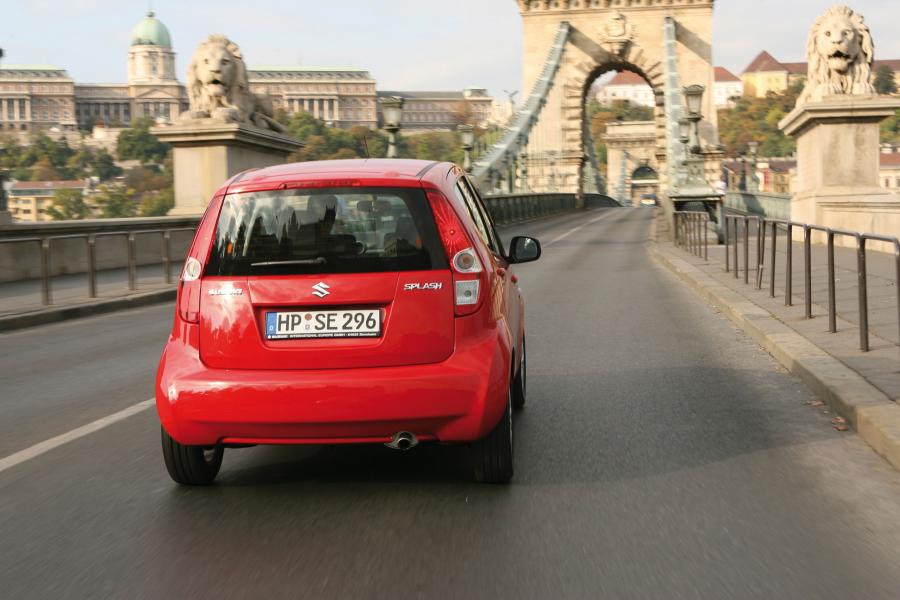  Suzuki Splash 2011 года  (фото 15 из 19)